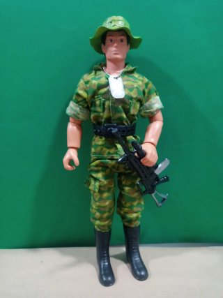 Figura Geyperman Militar de Bizak