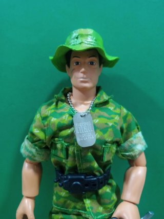 Figura Geyperman Militar de Bizak
