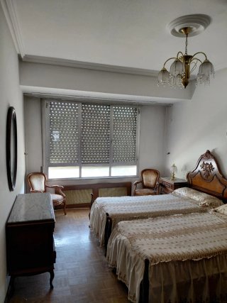 Dormitorio estilo antiguo completo