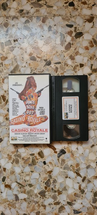 VHS Casino Royale (1967) - Edición Española