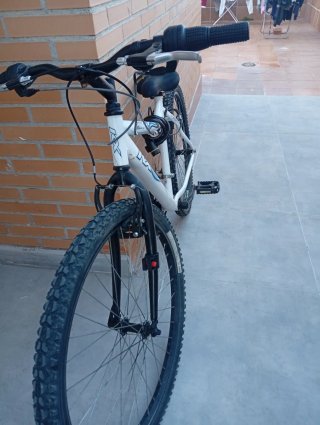Bicicleta Aro 24 Blanca