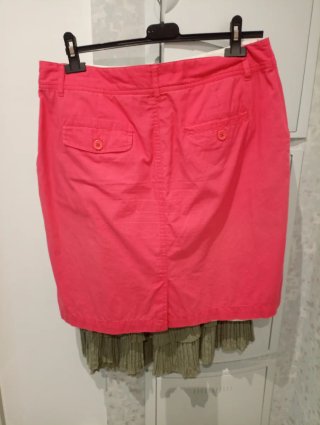 Falda naranja/rosa
