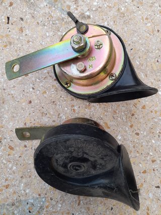 2 Bocinas para Vehículos 12V