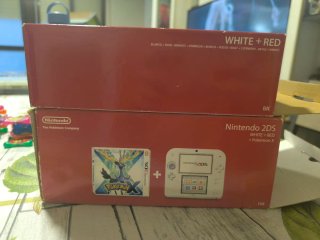 Caja Vacía Nintendo 2DS modelo Pokémon X