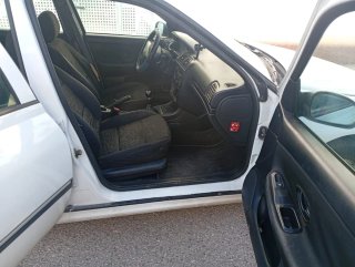 Peugeot 406 2002
