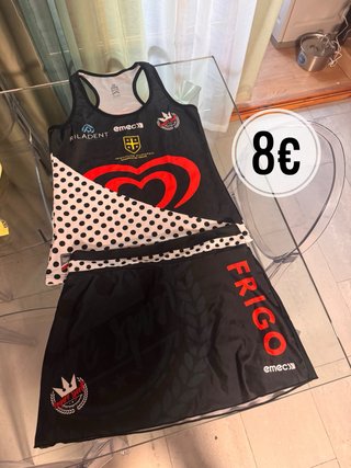 Conjunto Padel Mujer Negro y Rojo