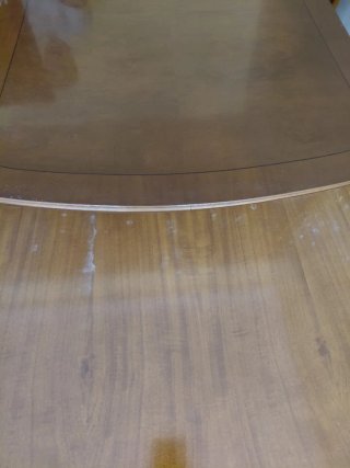 Mesa comedor y 6 sillas estilo clásico