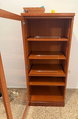 Mueble auxiliar madera con puerta cristal