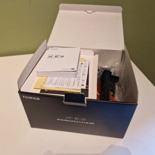 Fujifilm X-E3 Silver + objetivo XF 18-135mm WR