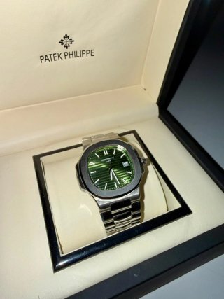 Patek Philippe Nautilus 5711/1A-014 Verde