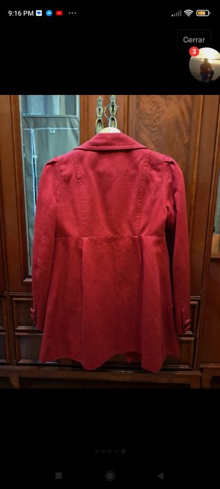 Chaqueta roja elegante