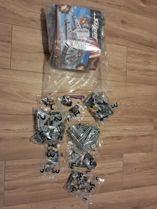 Halcón Milenario tipo LEGO