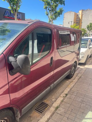 Furgoneta Nissan primaster  año 03 km 286