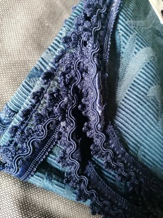 Copritavolo blu e verde acqua con bordo