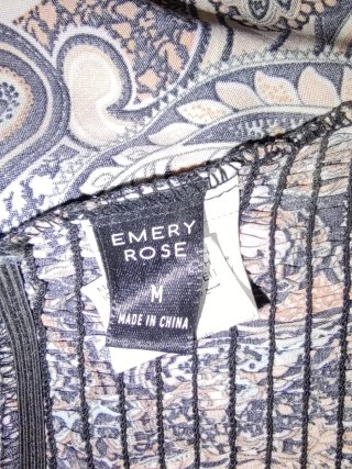 Top crop estampado paisley