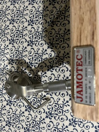 Jamotec Jamonero Profesional Madera y Metal