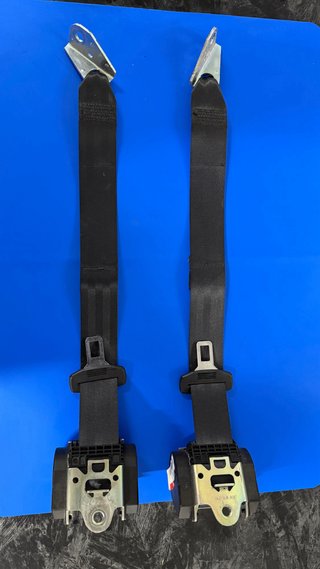 Cinturones Laterales Traseros Golf VI GTI