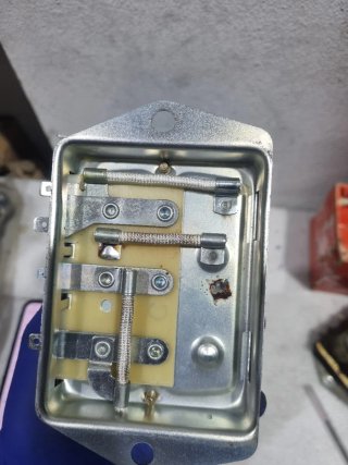 Regulador FEMSA grk 10/1 Seat 1500 Alternador