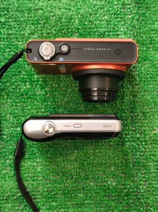Lote 2 Fotocamere Pentax e Samsung