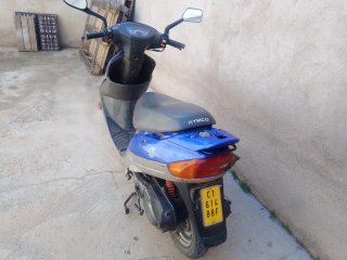 Kymco  49cc Scooter Automática con ITV 2028