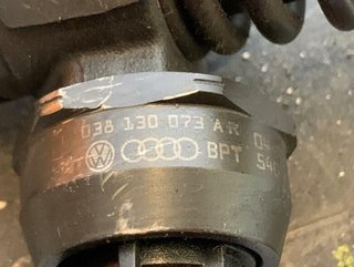 Inyector seat 60835 038130073ar ibiza (6l1) 1.9
