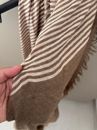 Sciarpa elegante beige e marrone