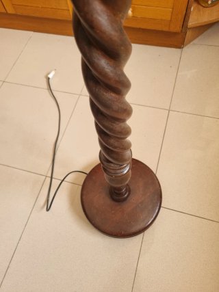 Lámpara de pie madera vintage