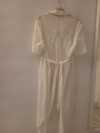 Vestido blanco bordado