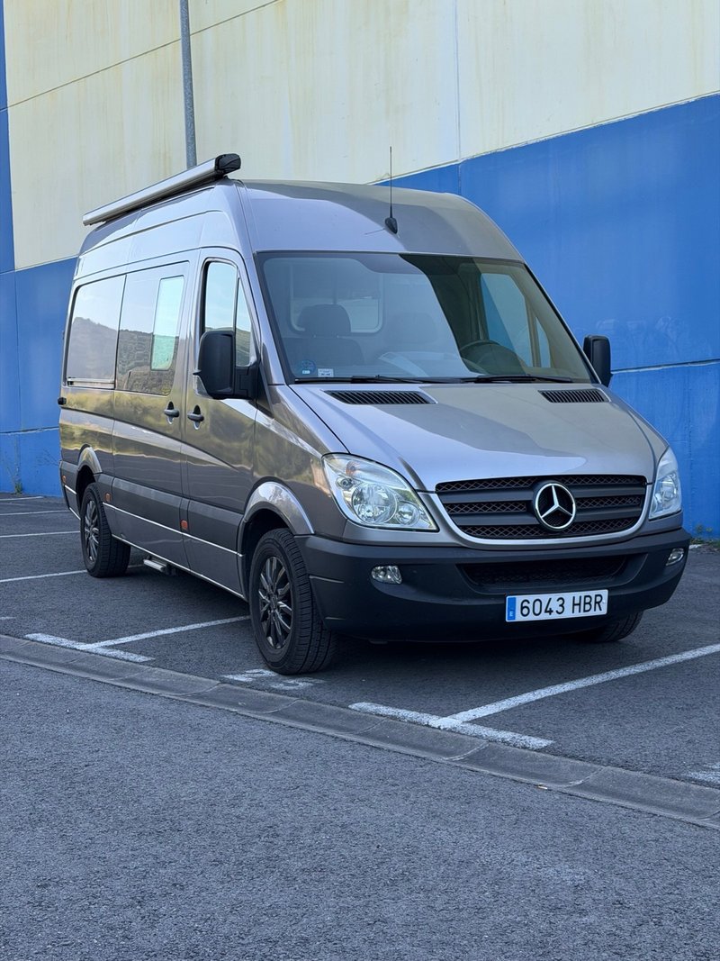 Mercedes-Benz Sprinter 2011 - foto 1
