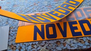 Carteles de NOVEDAD alta visibilidad