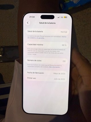 iPhone 16 Pro Max Dorado