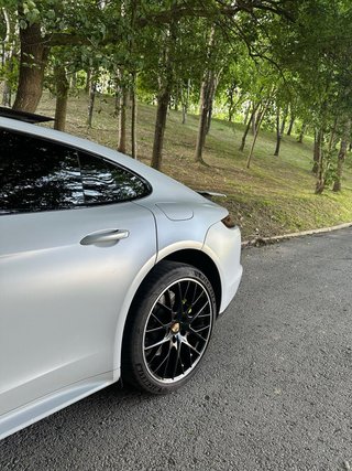 Porsche Panamera 4E-hibryd 2020
