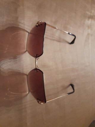 Gafas de sol marrones