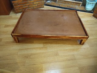 Mesa de madera para juegos