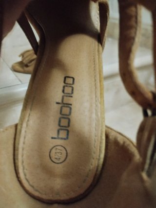 Sandalias tacón Boohoo flecos