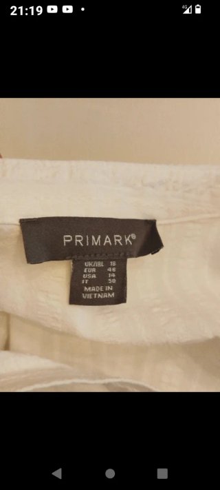 Blusa blanca Primark manga abullonada