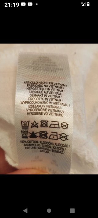 Blusa blanca Primark manga abullonada