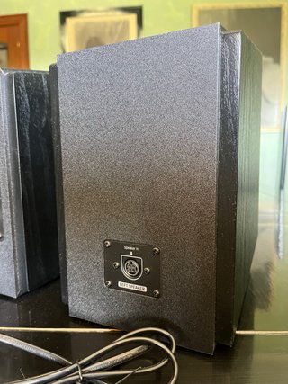Altavoces Edifier R1700BT Negros