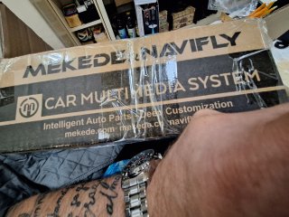 Pantalla Universal con Dash Cam y Cámara Trasera