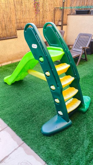 Tobogán little tikes