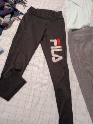 Conjunto deportivo: camiseta y pantalones