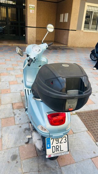Piaggio Vespa 125cc Azul Automática