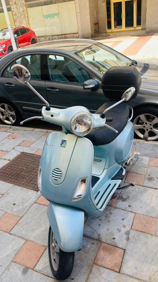 Piaggio Vespa 125cc Azul Automática