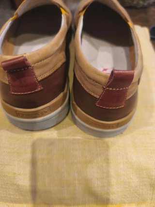 Zapatos Pikolinos Beige/Marrón.