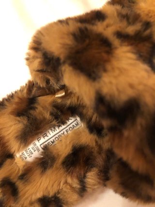 Zapatillas peludas leopardo Primark T.36