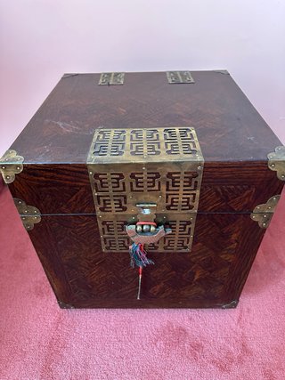 Baúl oriental madera