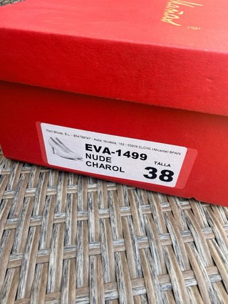 Zapatos rojos charol Eva Mañas