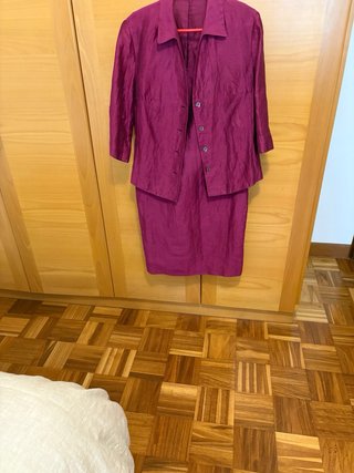 Traje de lino CARAMELO morado talla 40