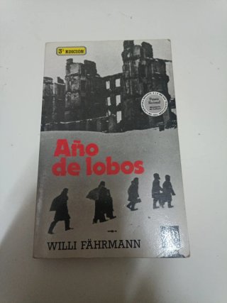Año de lobos historia de una huida