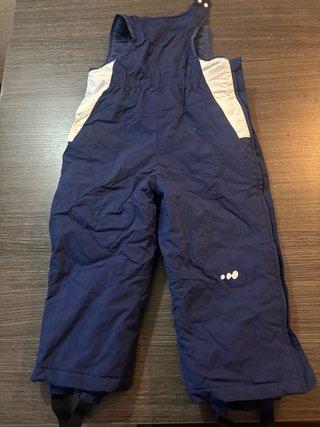 Ropa de nieve infantil azul y blanco. Talla 2 años